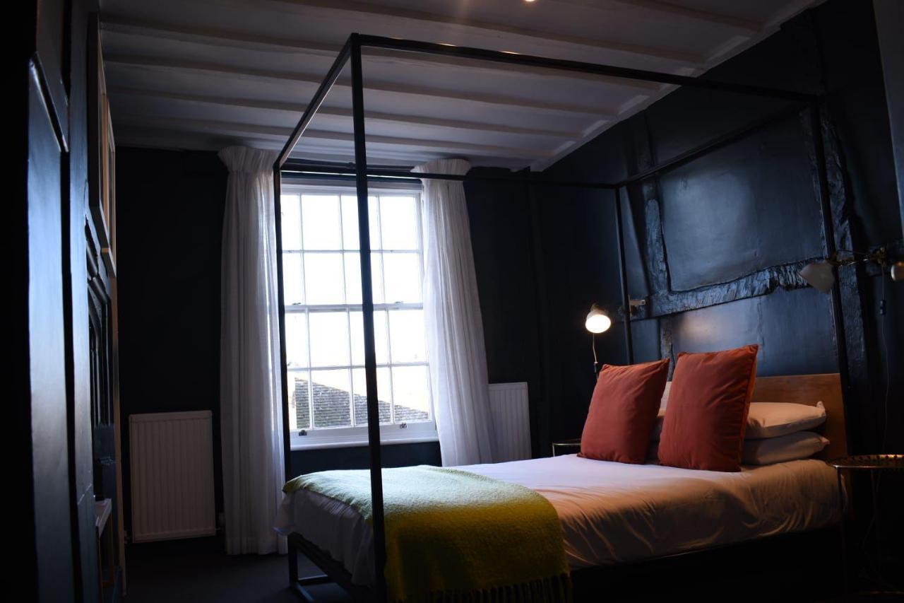 Whitehouse Rye Bed & Breakfast Dış mekan fotoğraf The bedroom at The Old House